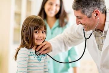 Где оформить полис ДМС для детей иностранных граждан в 2022